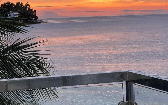 Seaview Rest House