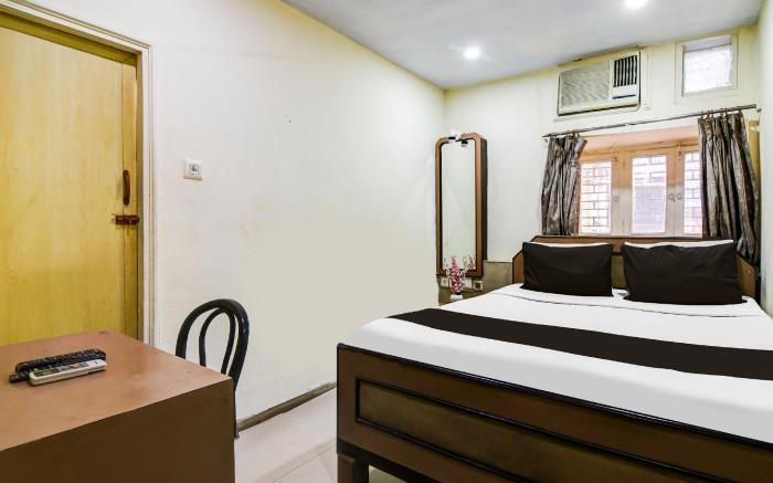 Hotel O Bhagirathi Guest House Esplanade metro station