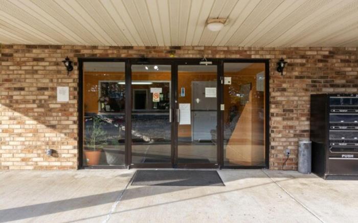 Budget Host Inn by Hotel O Portland near I-65
