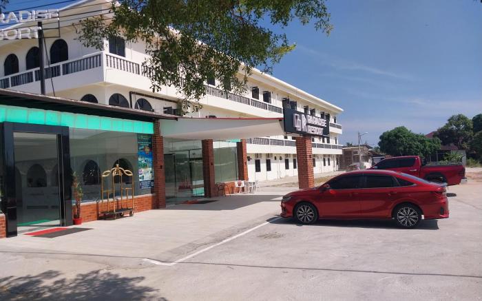 Paradise Resort Pantai Cenang