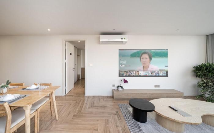Căn hộ 1 phòng ngủ view Hồ Tây - Phòng 901