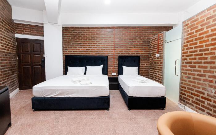 Trillium Express Colombo 7