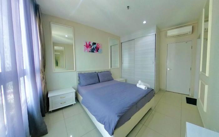 5pax 1R1B PREMIUM SUITE Opposite i-City Mall