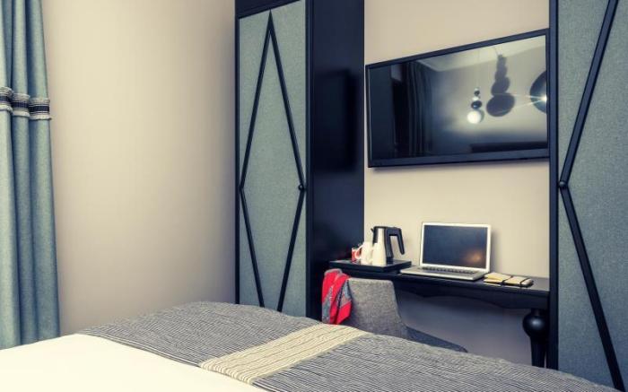 Mercure Paris Arc De Triomphe Wagram Hotel