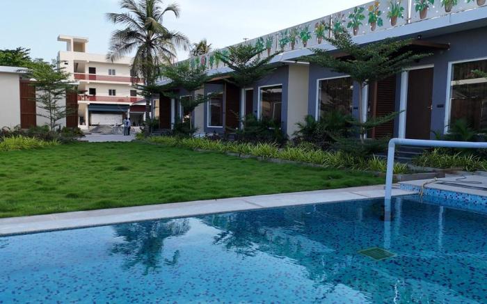 Umino Beach Resort Muthukadu