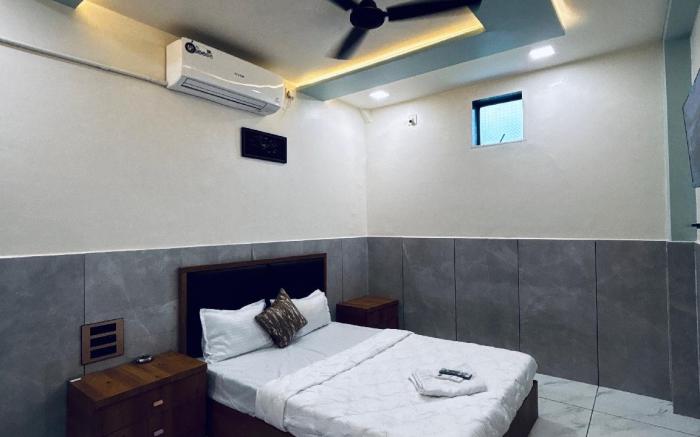 Hotel tulsi inn 