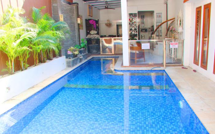 Adiwinoto villa and homestay