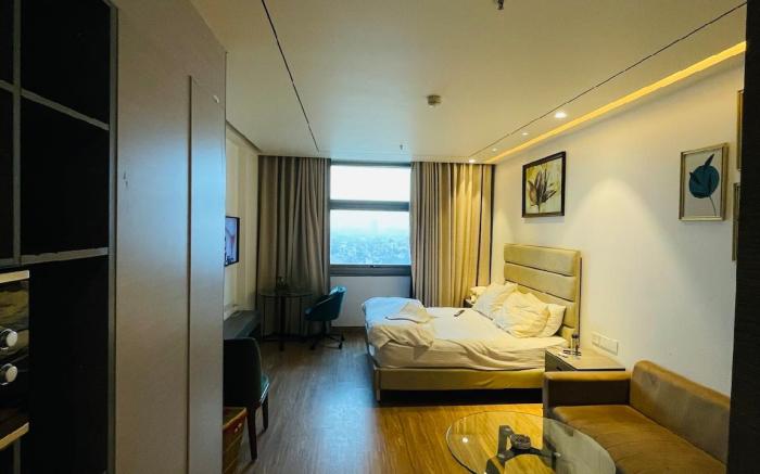 Skyline Stay Style Meets Comfort