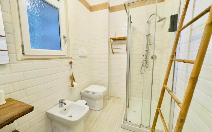 Demetra Seafront Apartment - Parking & Pool