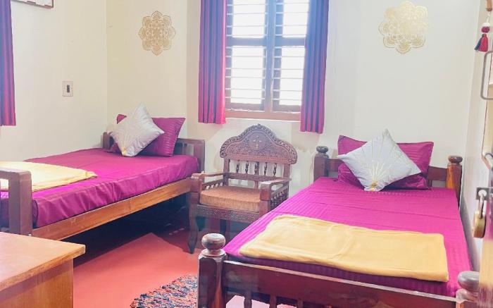 Quiet quarters estate stay 