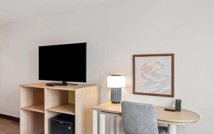 Spark by Hilton Oak Forest I-57