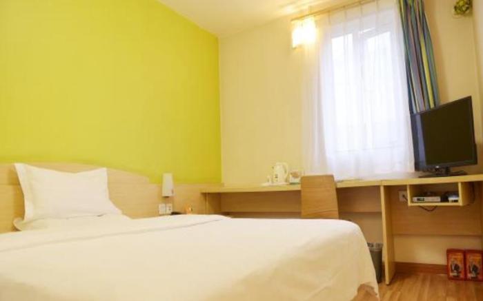 7 Days Inn Chengdu Wuda Garden Longzhuayan Metro Station