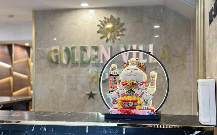 Golden Hotel