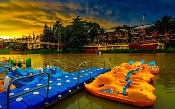 Brookside Valley Resort