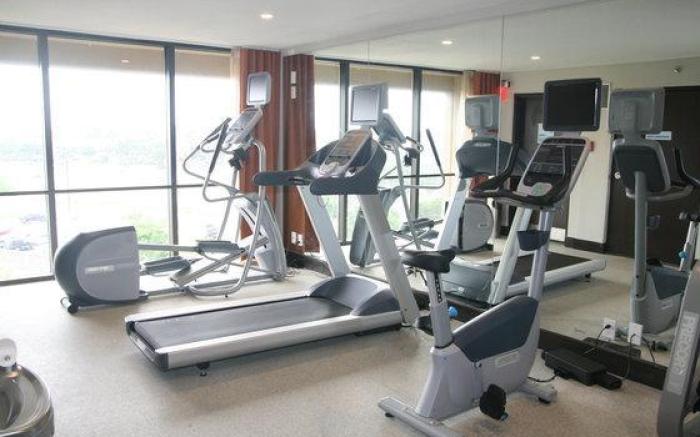 Holiday Inn Express & Suites San Antonio Medical-Six Flags By IHG