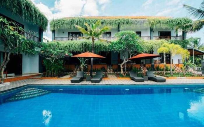 Tinggian Hill Retreat