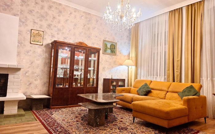 Prime Location Luxury Flat