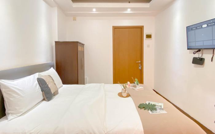 Minimalist Studio Apt at Cinere Resort By Travelio