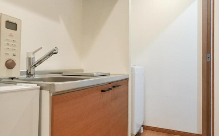 BSY301 3 minutes from the station, walk to Ueno