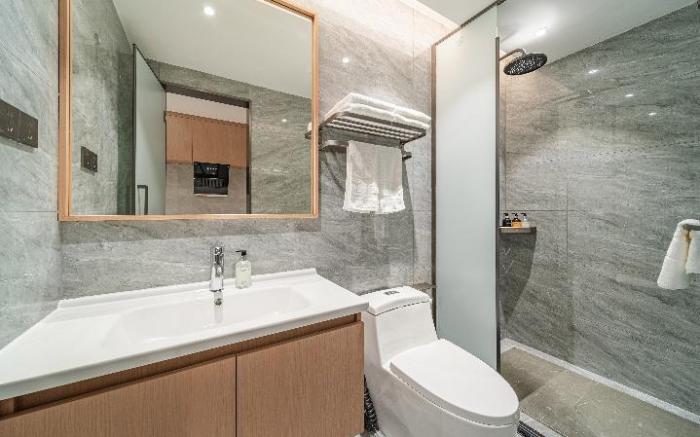 Poltton International Service Apartment Zhuhai Seaside Swimming Pool Lovers Road