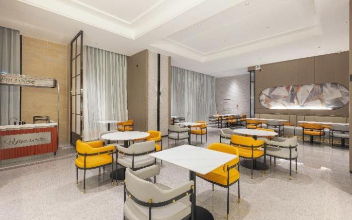 Borman Hotel Guigang Gangnan Government Affairs Center High-speed Railway Station