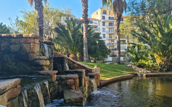 Island Club by Smart City Stays