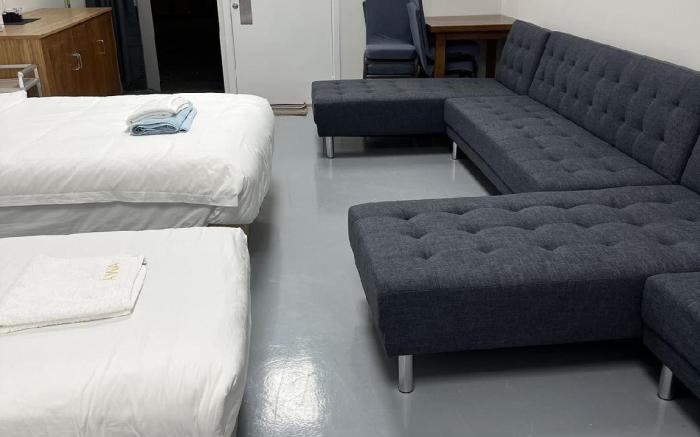 2 Double, 1 Single, 2 Double Sofa Beds, Suite 6