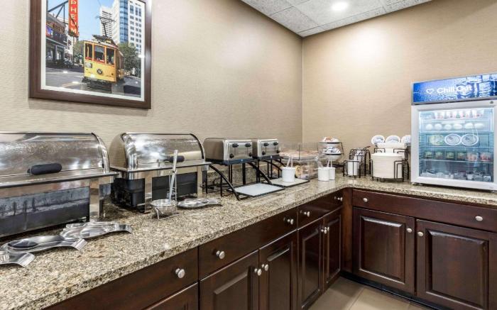 Comfort Inn Memphis Downtown