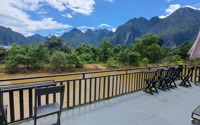 Vang Vieng SCK Hotel