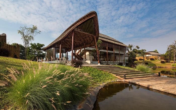 Boribot Pool Resort