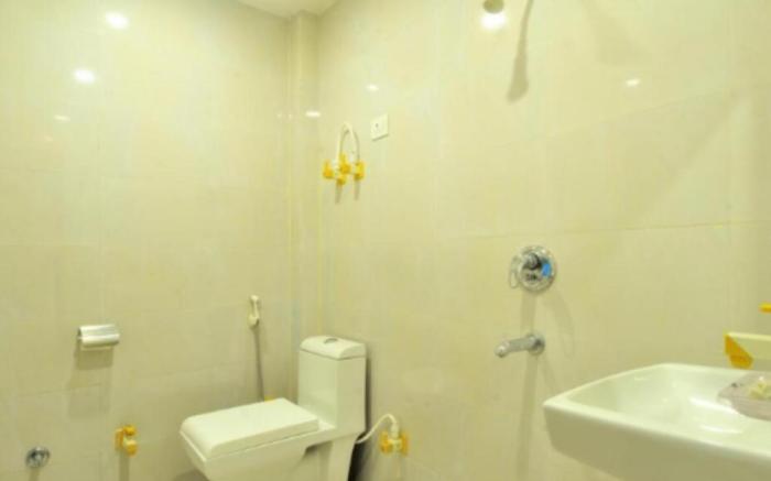 Hotel Z Delight Inn Couple Friendly