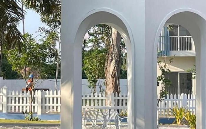 CM Holiday Apartment at Santorini Complex 