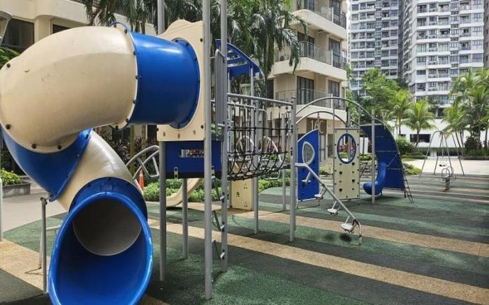 Danga Bay The Lexus Seaview 3BR 8Pax Balcony