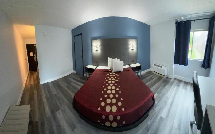 Coratel Inn and Suites By Jasper Lacrosse