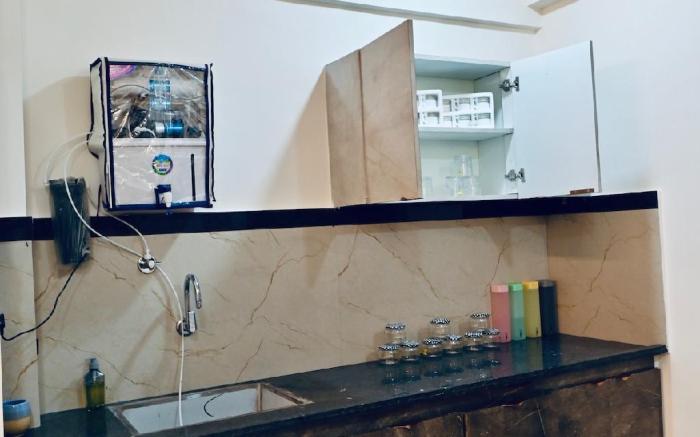 Cozy Studio with King Bed & Modern Comforts