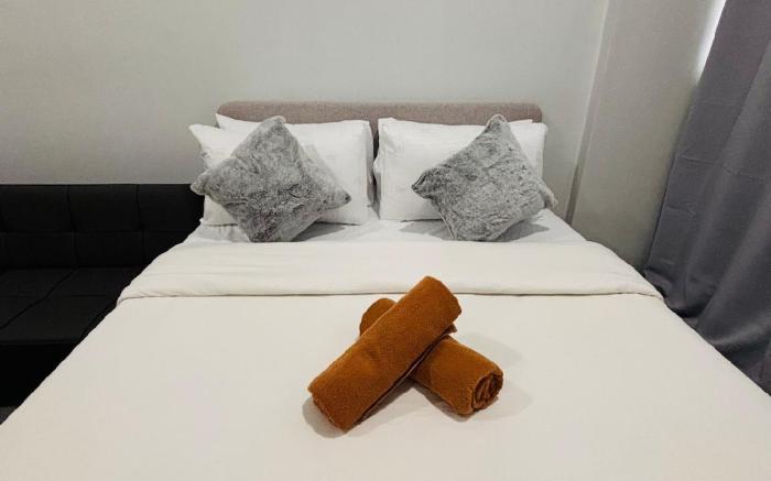 * * WV 24 Homey Comfort Spot