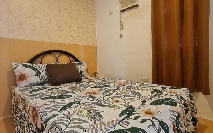 Family Home in Trece for 1-10 pax (AC & Fan BR)