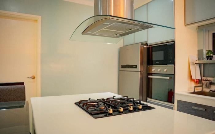 Three-Bedroom Mansion Near New Clark Green City