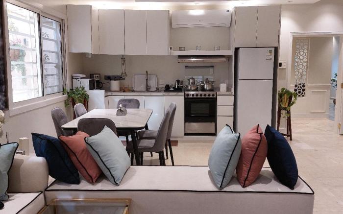 فيلا دور ارضي كامل مفروشة للإيجار 