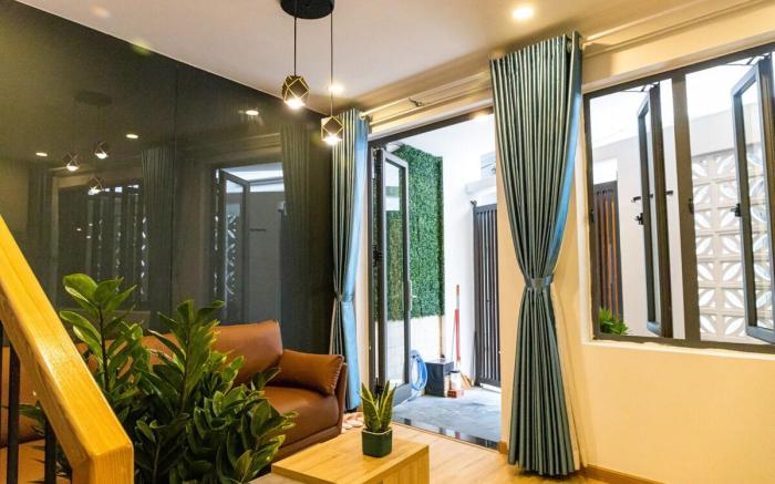 New Happy house Homestay's My Khe Beach with 4BR