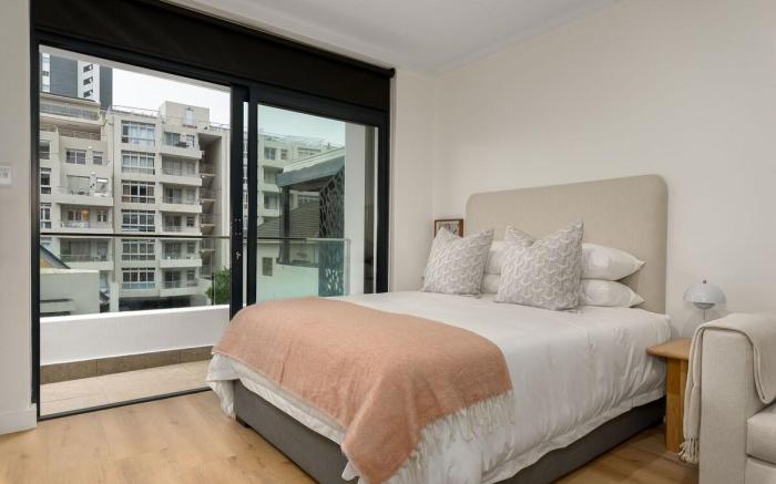 Modern Sea Point Apartment