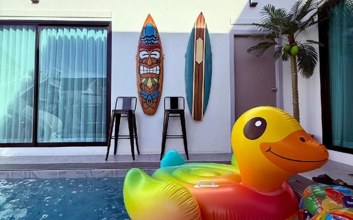 Beloved Bliss Pool Villa Bangsaen