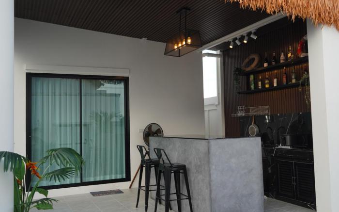 Beloved Bliss Pool Villa Bangsaen