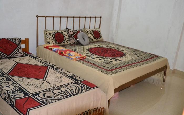 CeYlOn ShInE - LiLy HoMe (KaNDy)