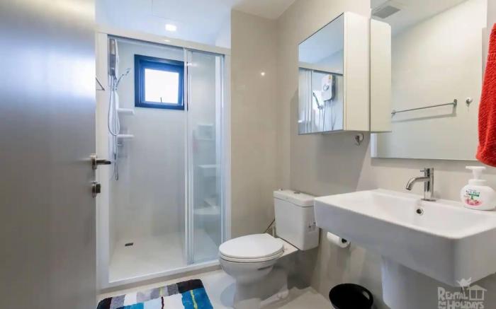 2 Bed Room Central Location-Sea View Infinity Pool