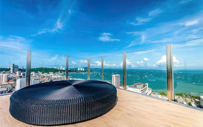 Best Location of Pattaya, Sky Pool, Next To Beach