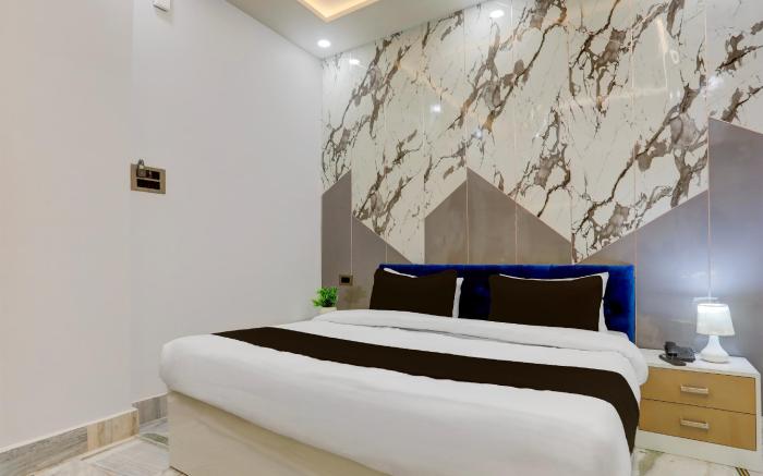 Super Townhouse Vishwanath Temple Varanasi