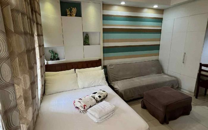 Staycation in cubao condo beside gateway