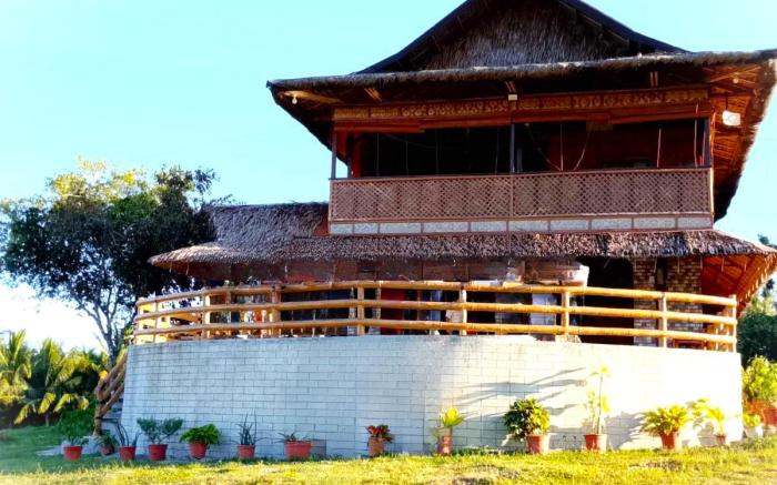 NoMa Mountain Getaway - Venue and Stay