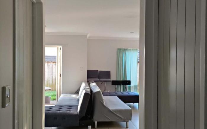 5 Bedroom Serviced House